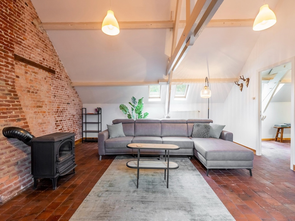 Apartment photo 1