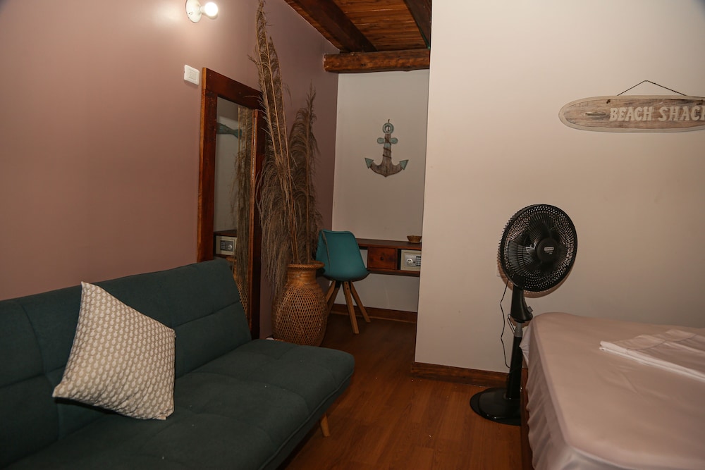Triple Room, 1 Double Bed with Sofa bed photo 3