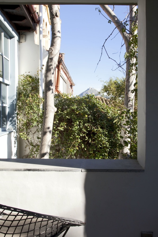 Apartment photo 2
