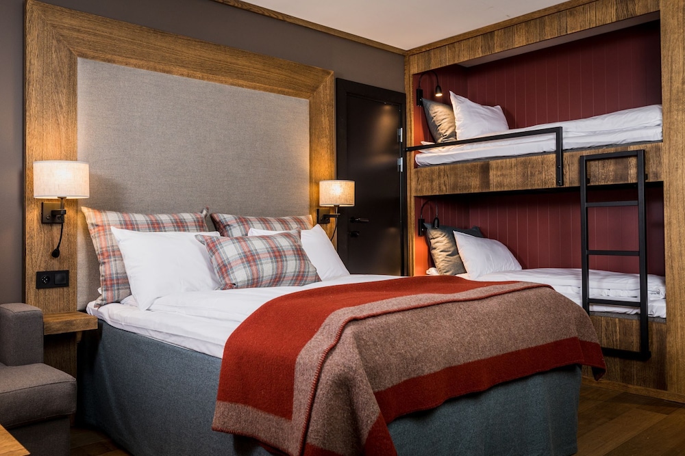 Quadruple Room - Photo 1