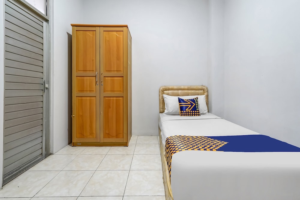 Economy Single Room