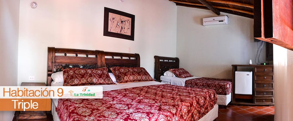 Triple Room, Multiple Beds photo 2