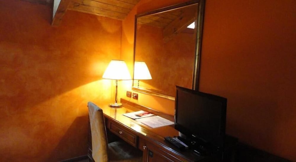 Business Room photo 3