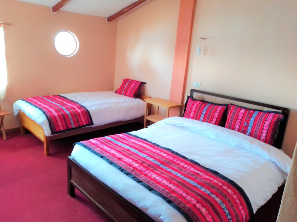 Standard Triple Room, Multiple Beds, Lake View photo 1