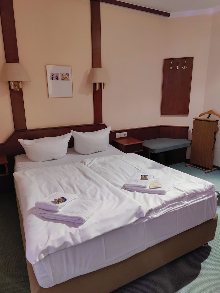 Basic Single Room photo 1