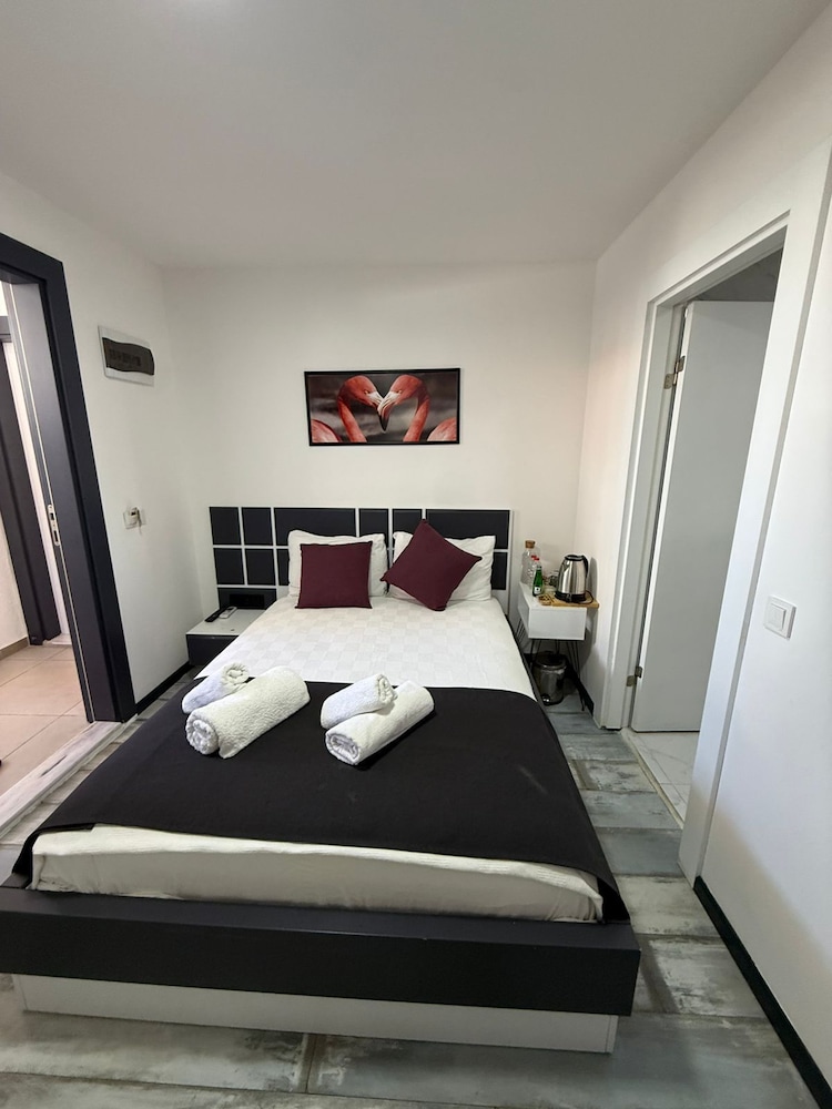 Economy Double Room photo 3