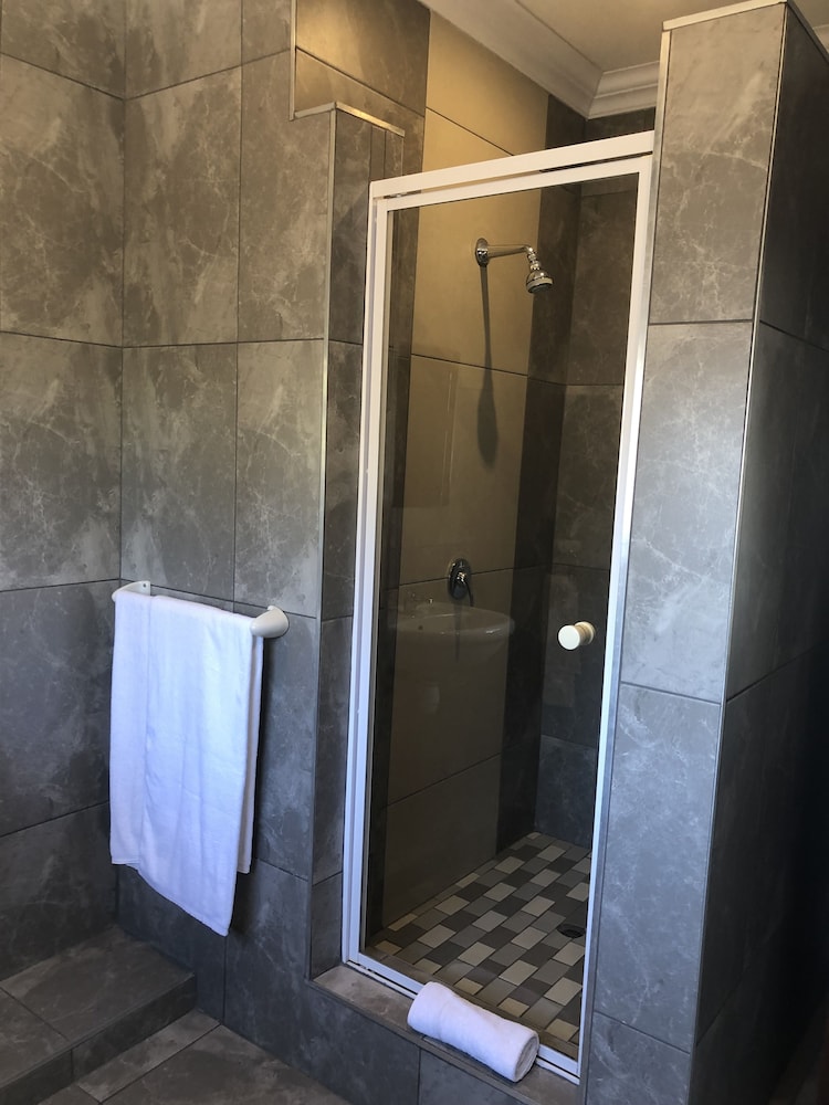 Luxury Room - Photo 5