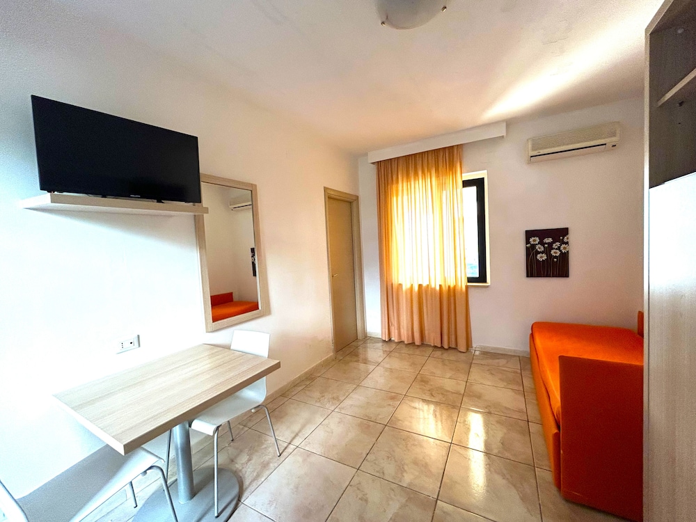 Suite, 2 Bedrooms