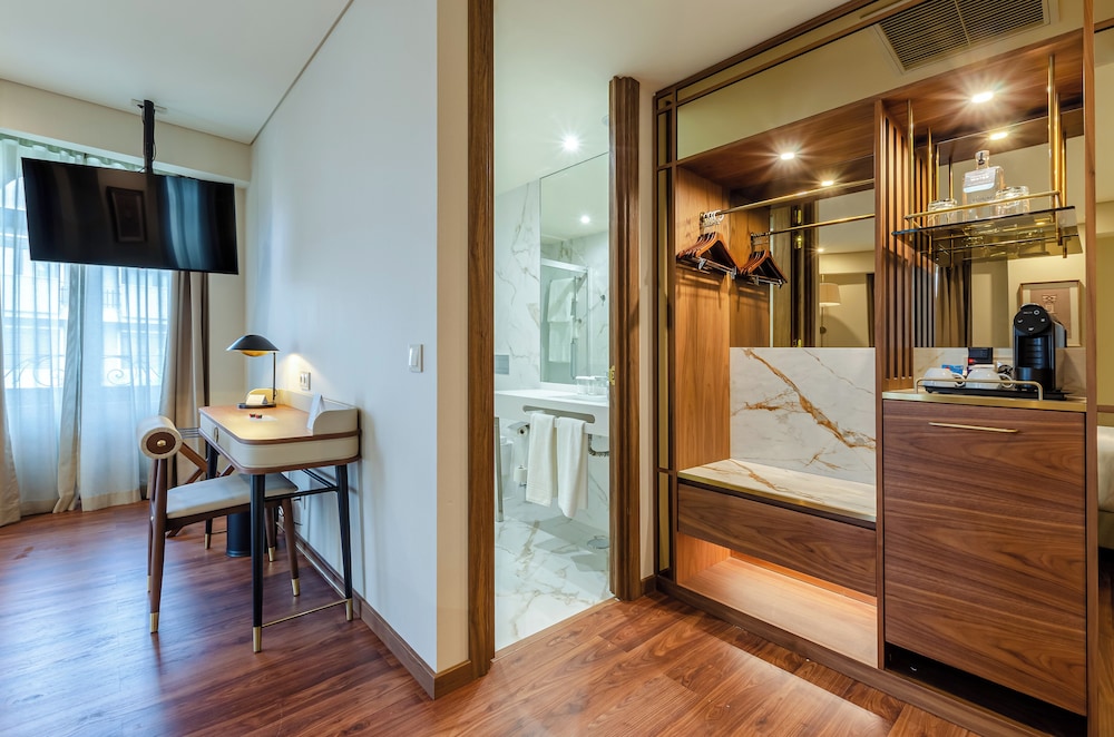Executive Twin Room - Photo 4
