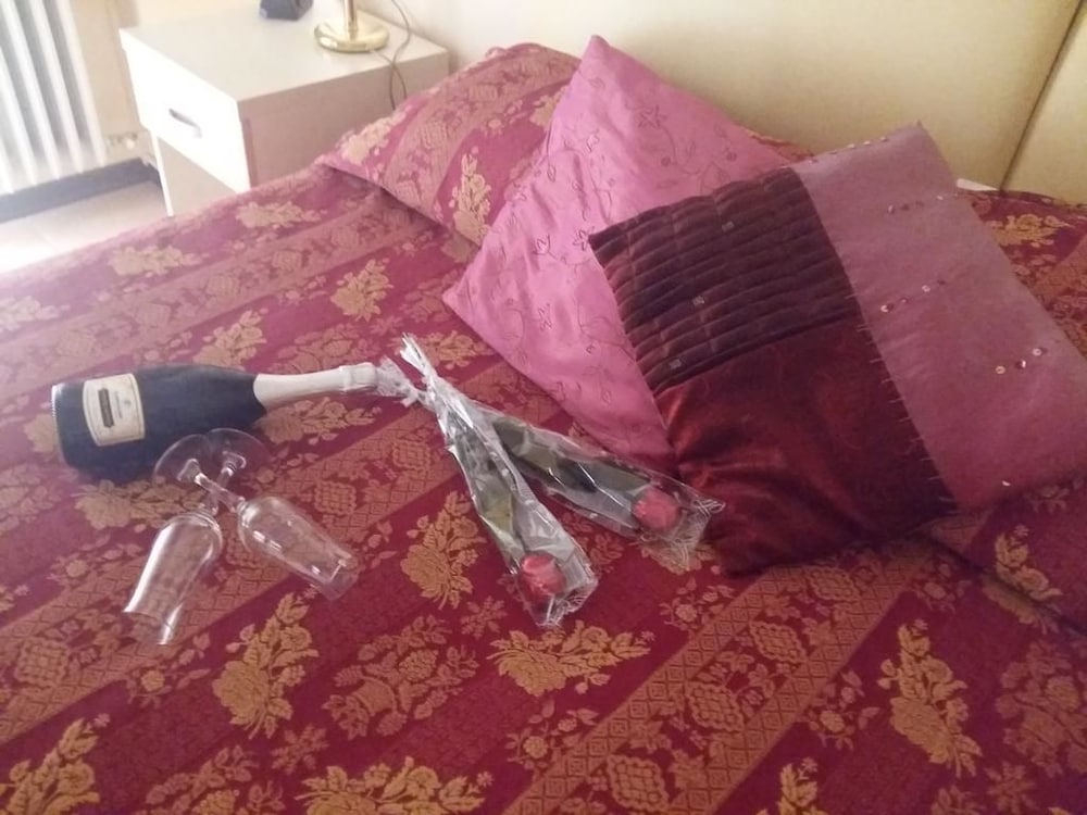 Single Room photo 2