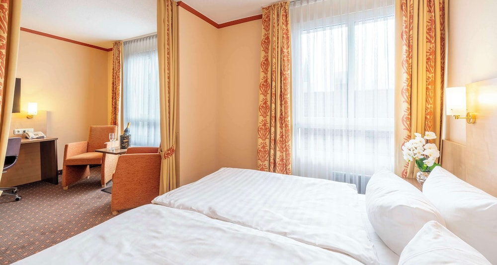 Junior Suite, 1 Double Bed - Photo 13