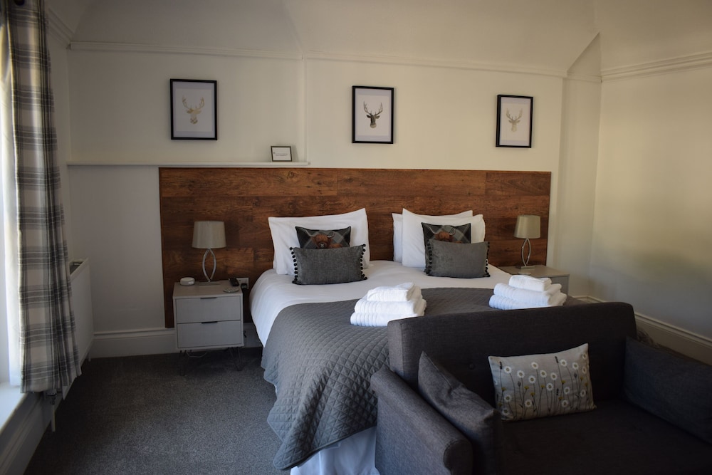 Deluxe Double Room, Ensuite (Willow) photo 2