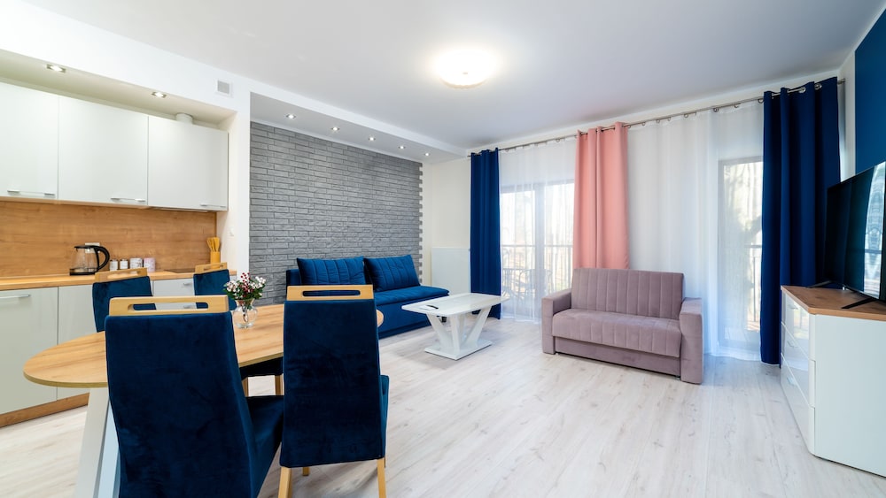 Apartment (3011)