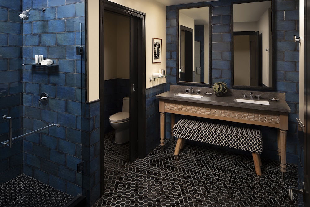 Signature Room