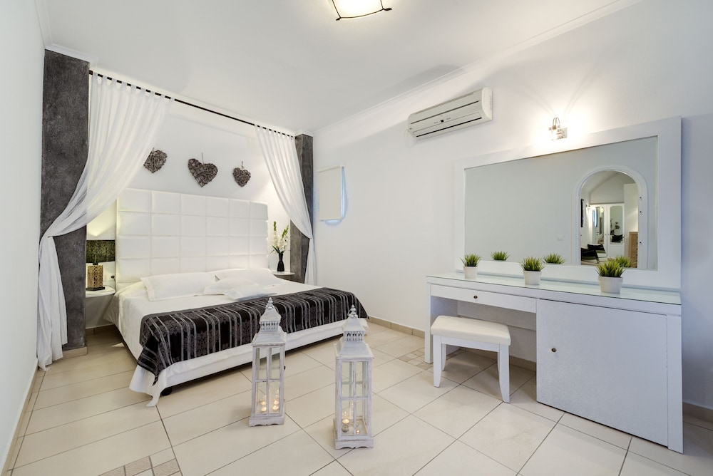 Suite - Photo 9