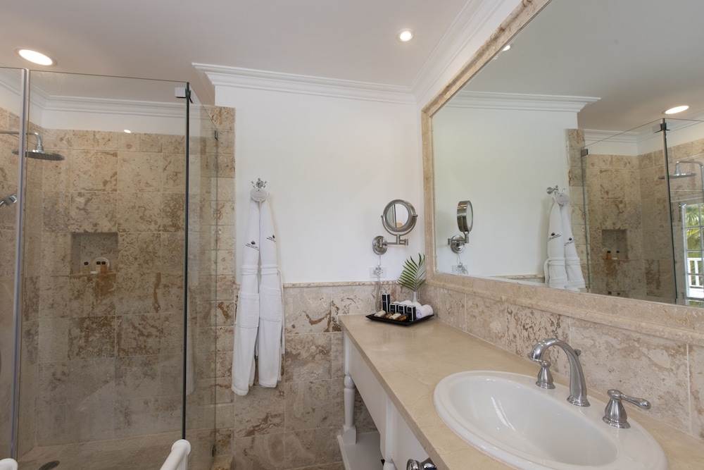 Ocean View Junior Suite - Photo 2