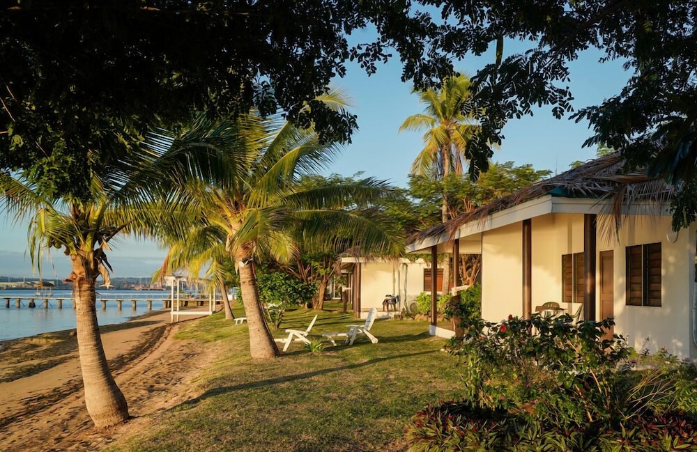Beachfront Villa photo 2