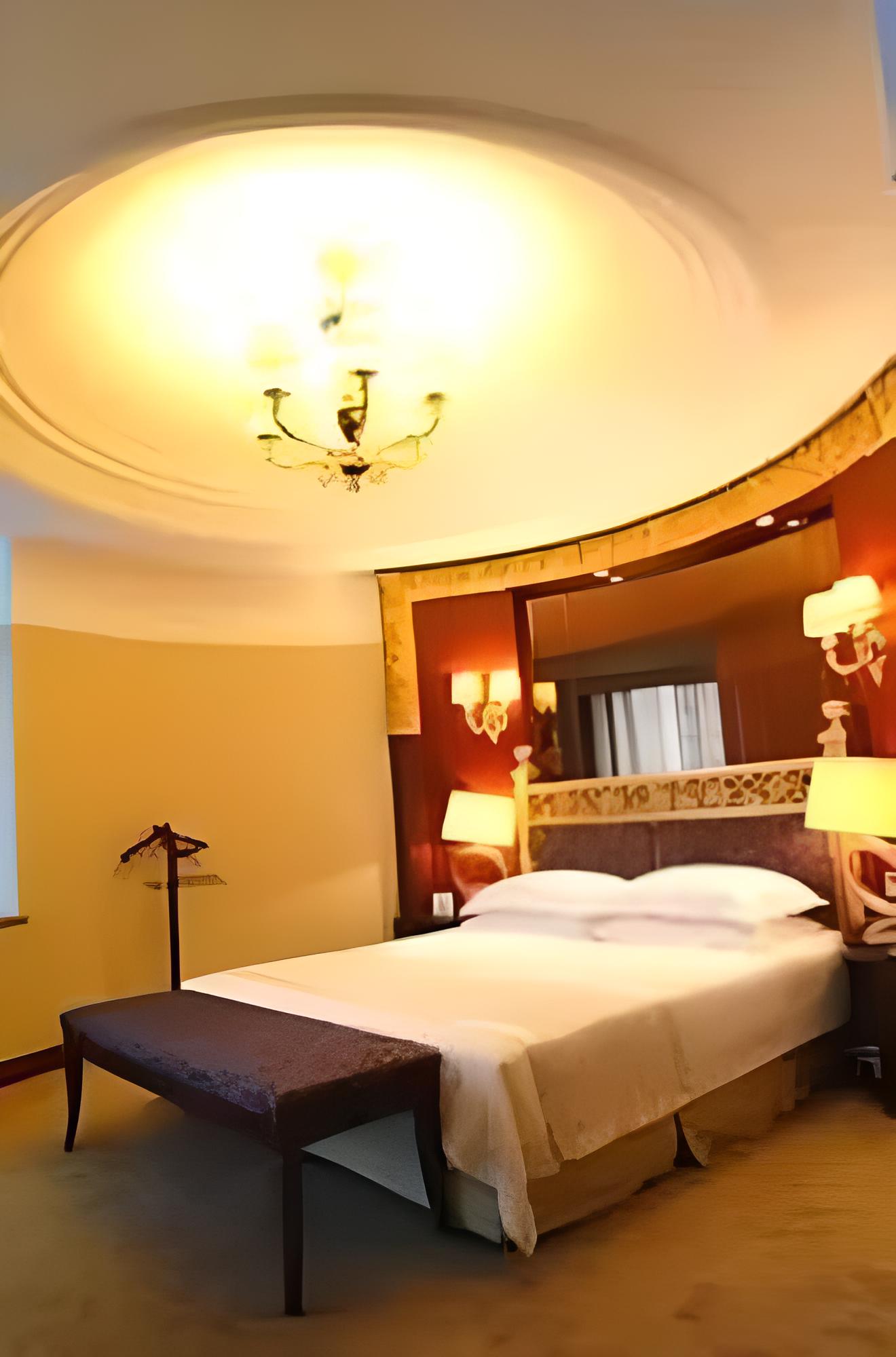 Deluxe Twin Bed Room
