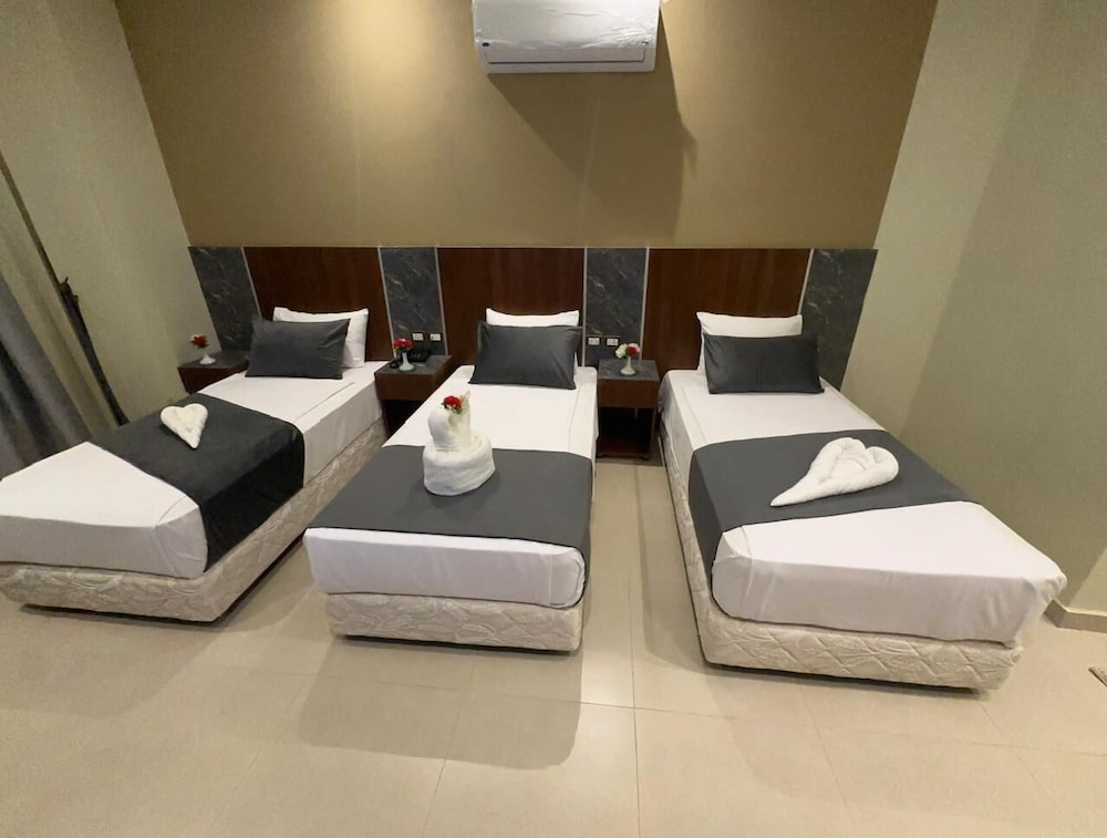 Comfort Triple Room