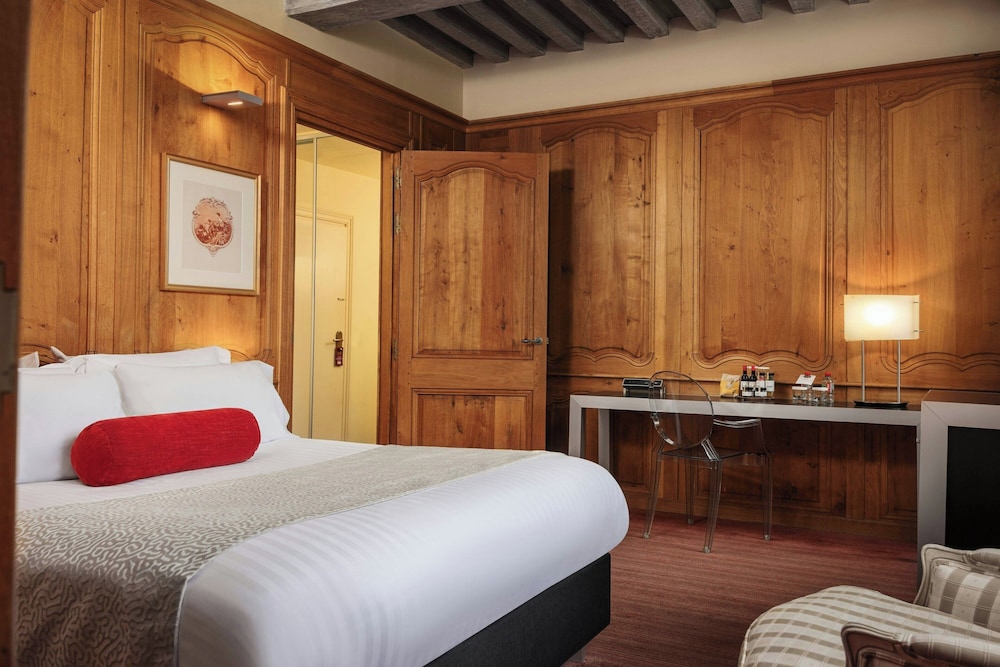 Standard Room, 1 Queen Bed - Photo 5