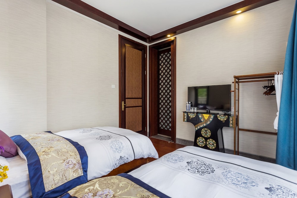 Comfort Twin Room, Courtyard View photo 1