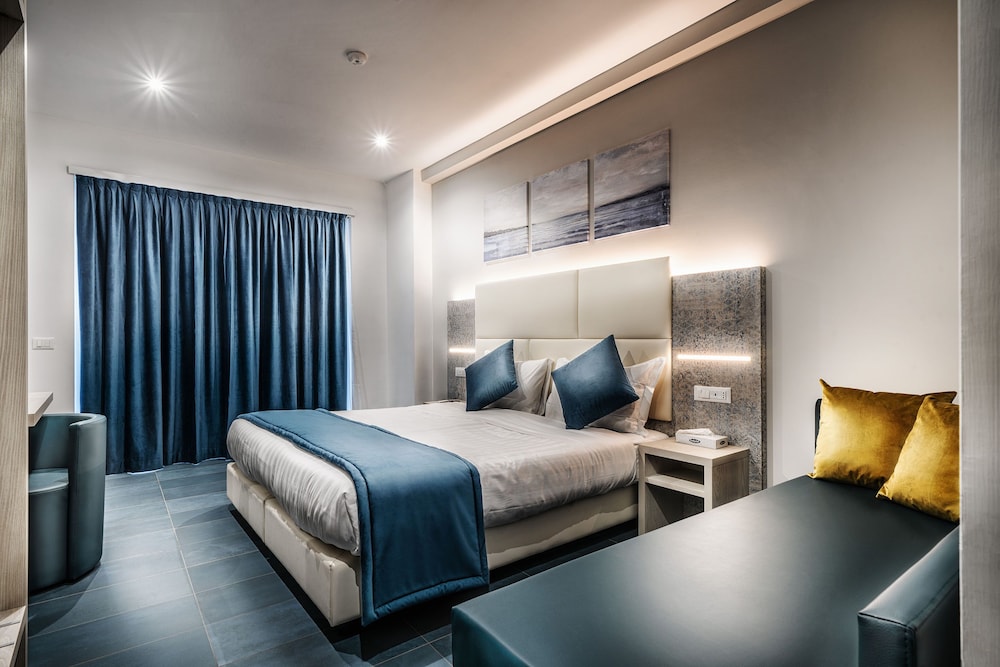 Family Triple Room