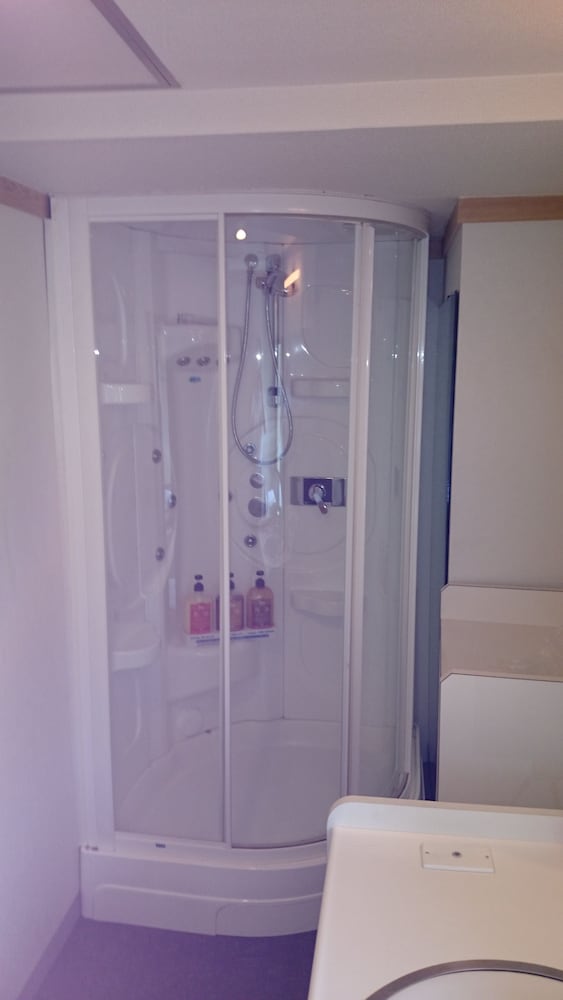 Standard Japanese-Style with Shower Room, Non-Smoking - Photo 5