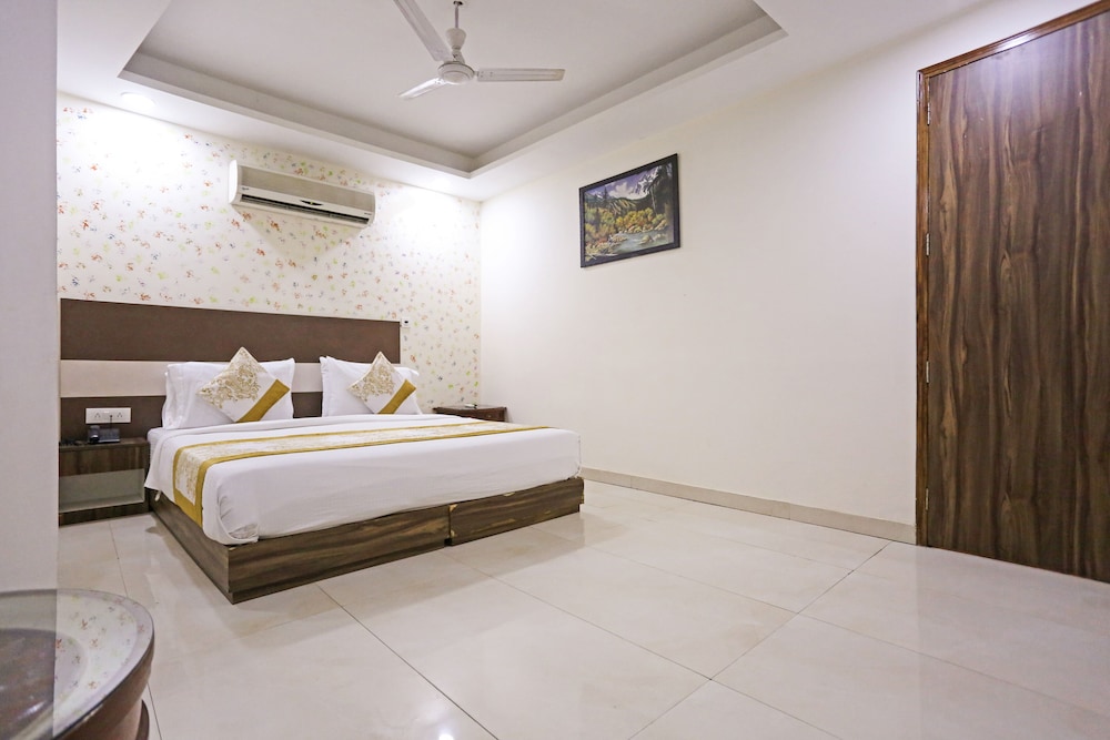 Classic Deluxe Double Room