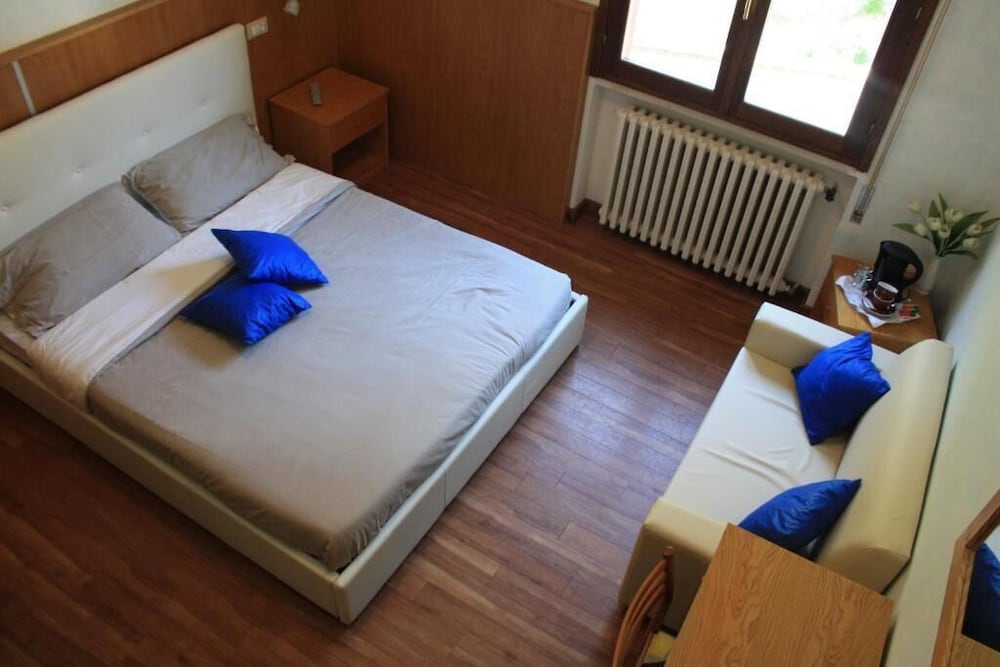 Basic Double Room, 1 Double Bed photo 1