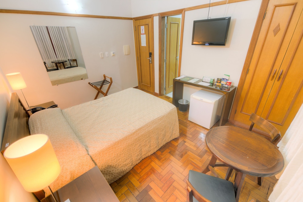 Standard Double Room photo 3