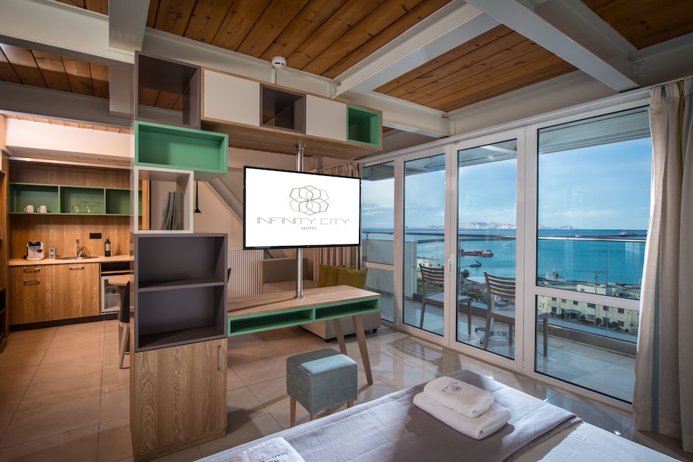 Deluxe Suite, Sea View (Junior)