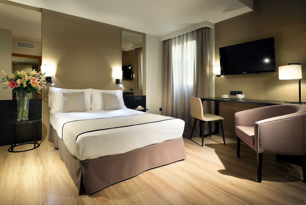 Economy Double Room photo 2