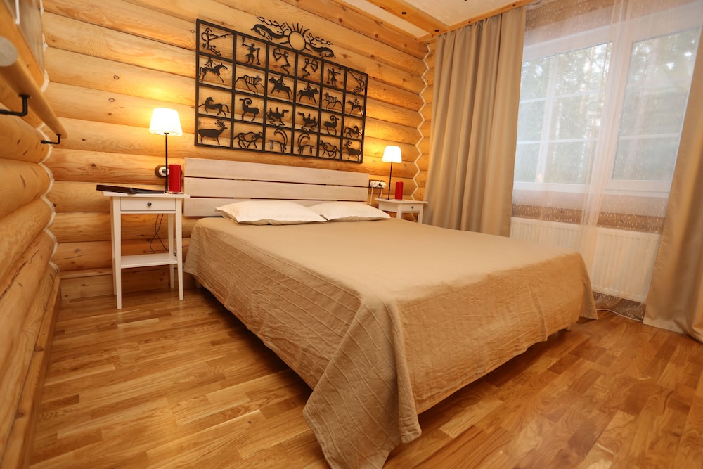 Standard Double Room, 1 King Bed, Ground Floor photo 1