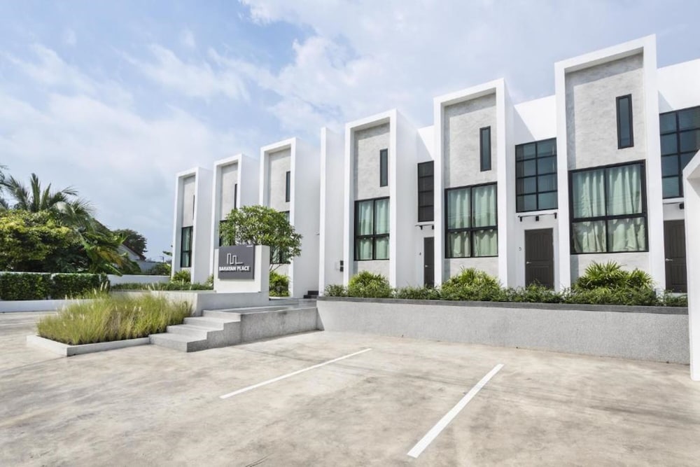 Standard Duplex - Photo 14