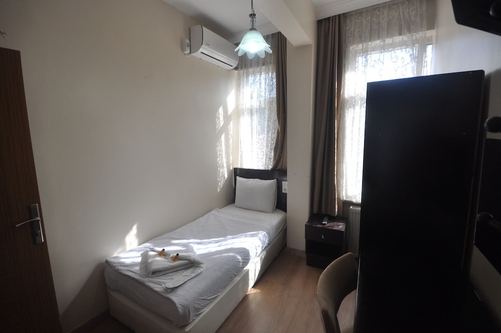Classic Single Room photo 3