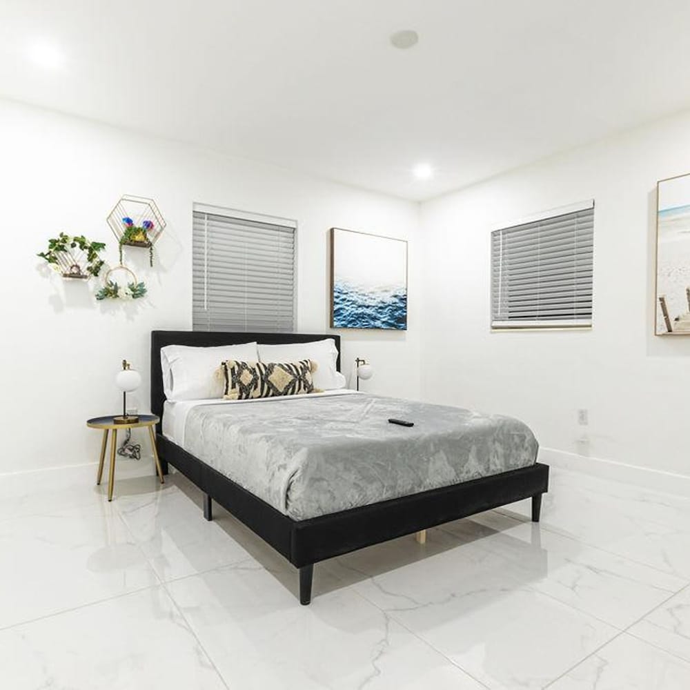 Fresh Luxe Villa w Heated Pool Grill Chill Spots, Billede 12