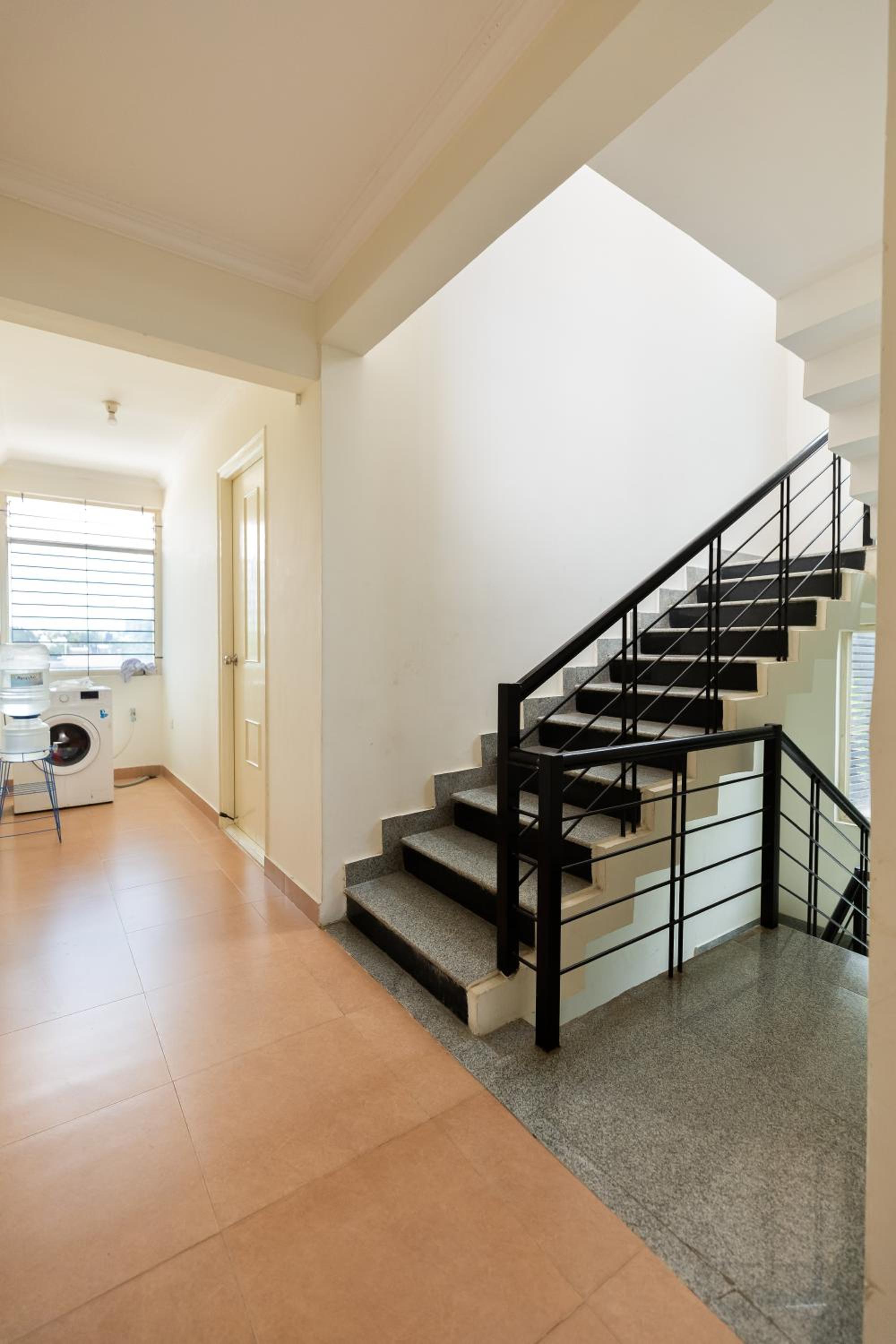 Standard Studio - Photo 12