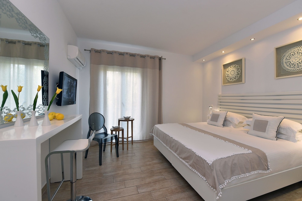 Superior Room, Balcony - Photo 13