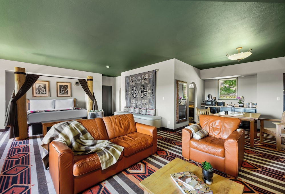 Suite, 1 King Bed (Opuntia King Kiva Suite) - Photo 1