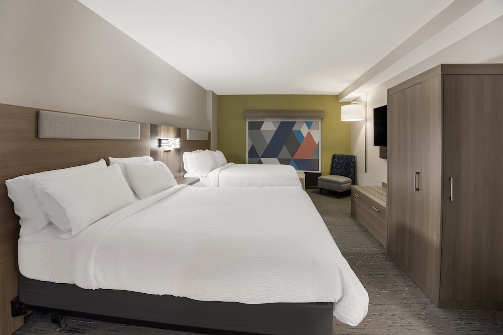 Suite, 2 Queen Beds, Accessible (Mobility, Accessible Tub) - Photo 1