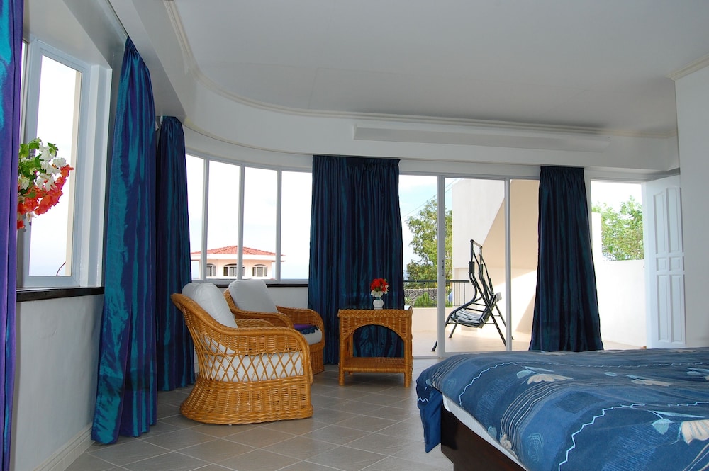 Honeymoon Suite "Jet"