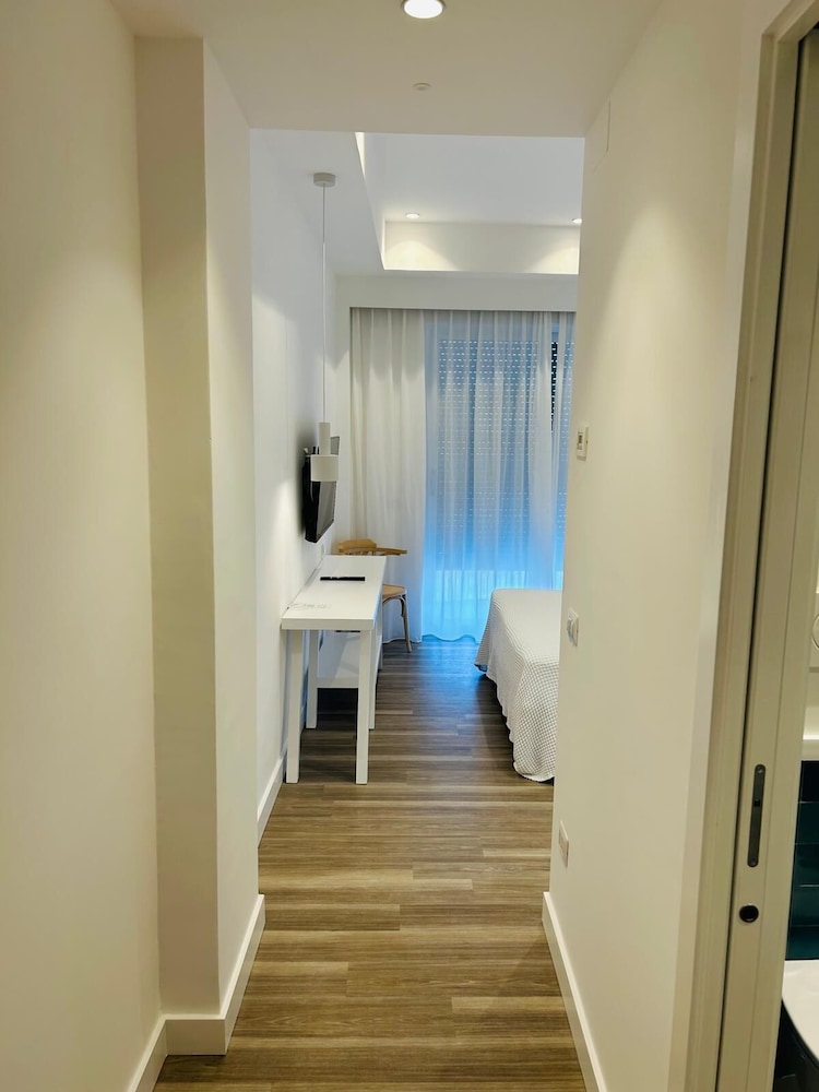 Signature Room, Balcony, Sea View