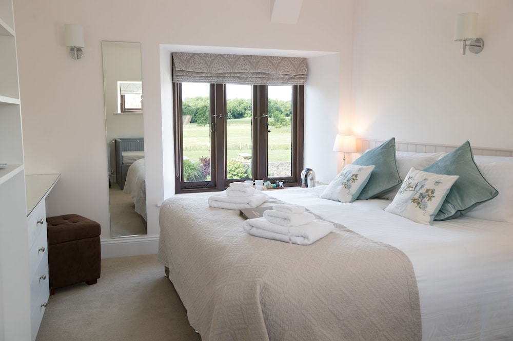 Family Suite (2 Adults + 3 Children) photo 2