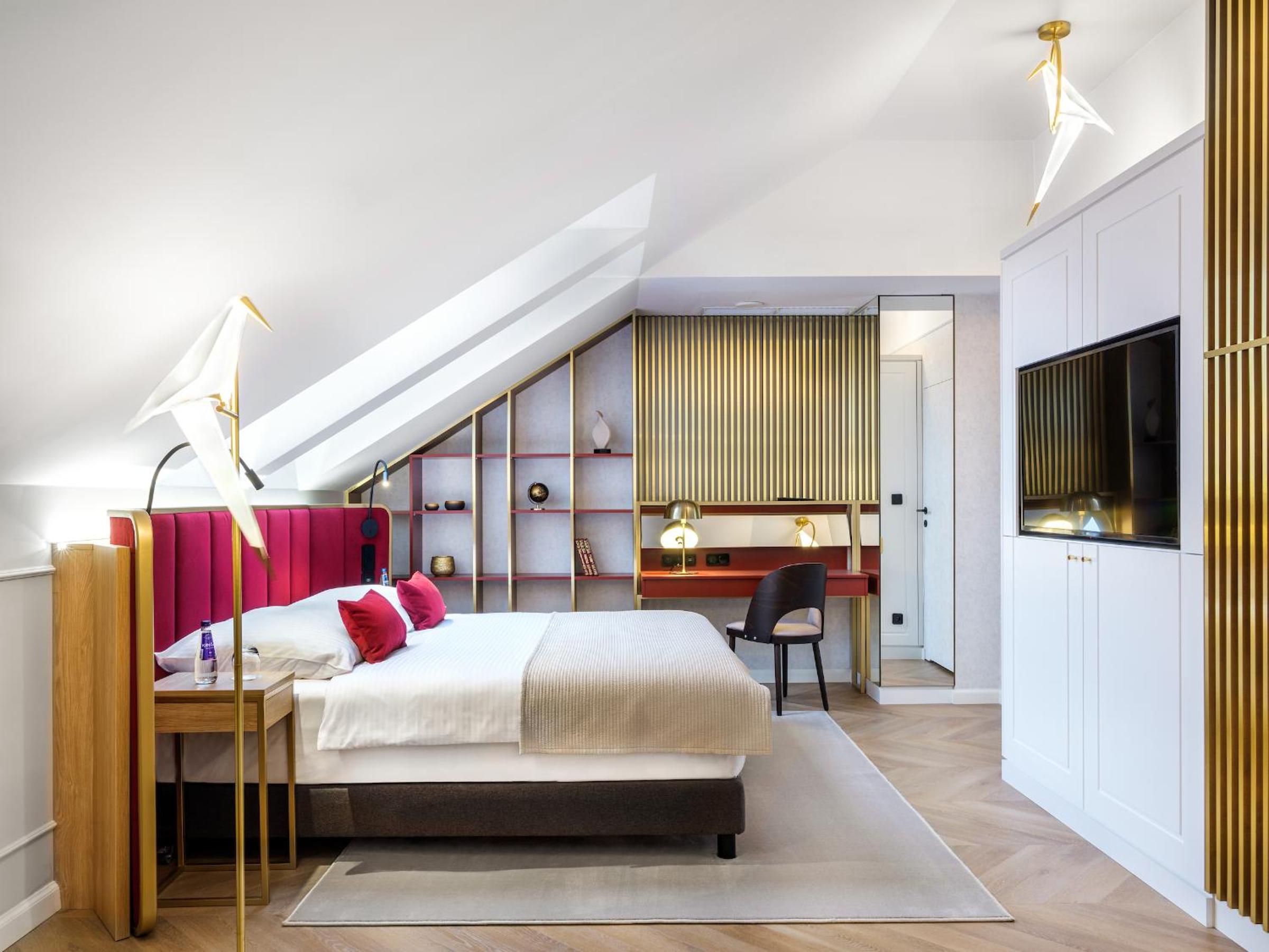 Suite with Terrace - Photo 2