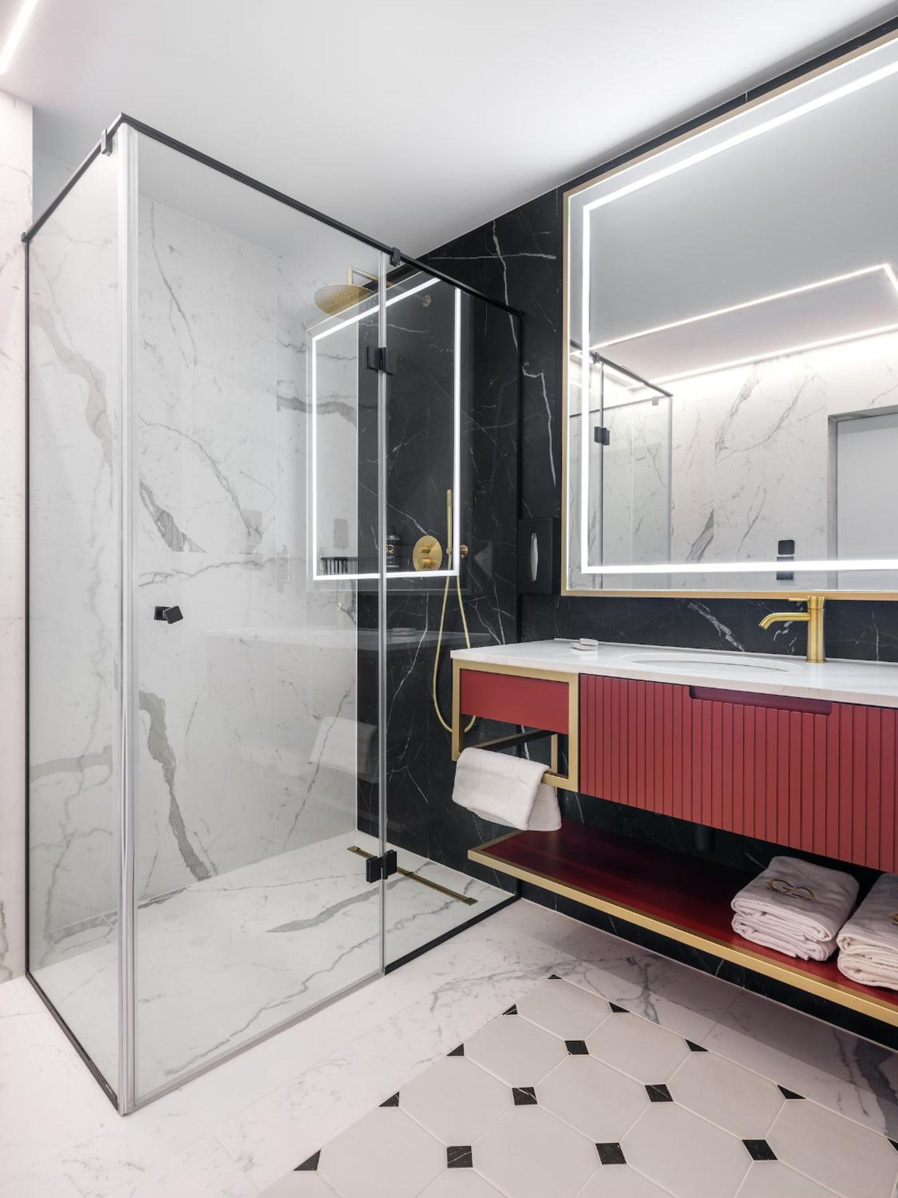 Suite with Terrace - Photo 8