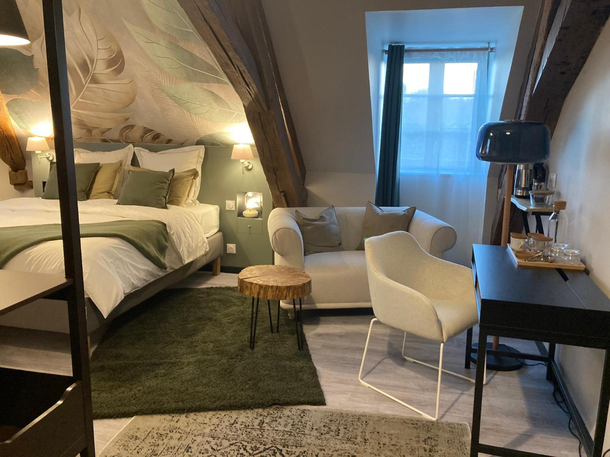 Family Room with Private Bathroom photo 1