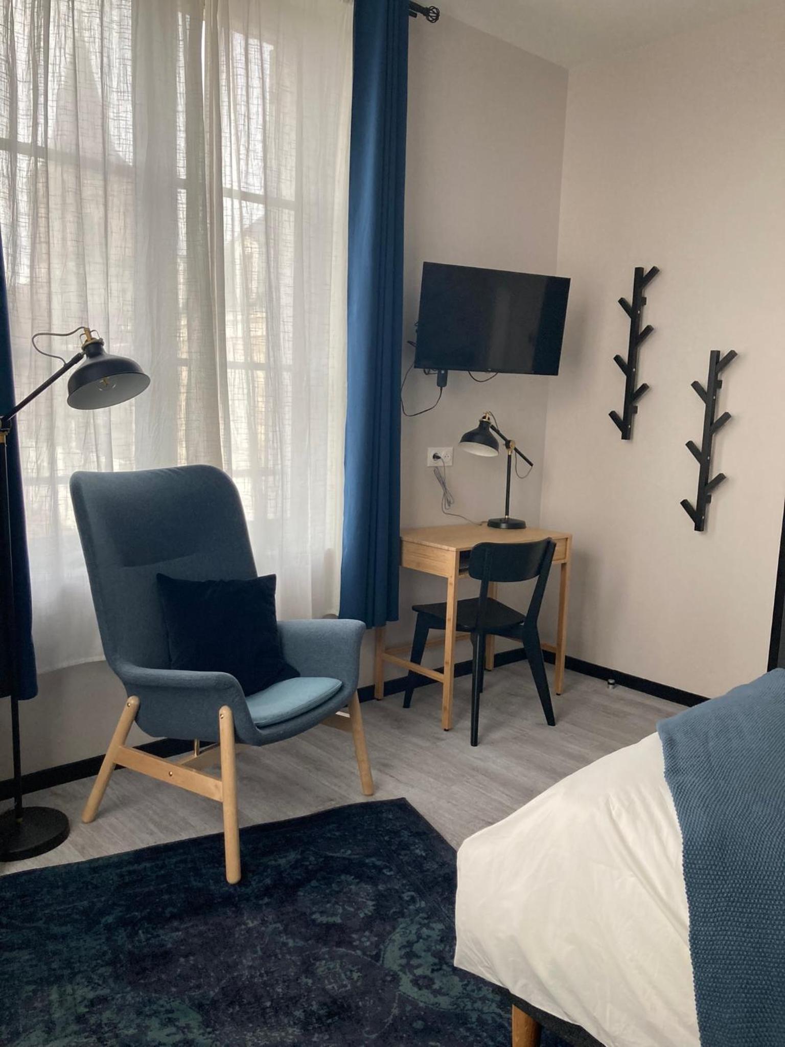Double Room with Private Bathroom photo 1