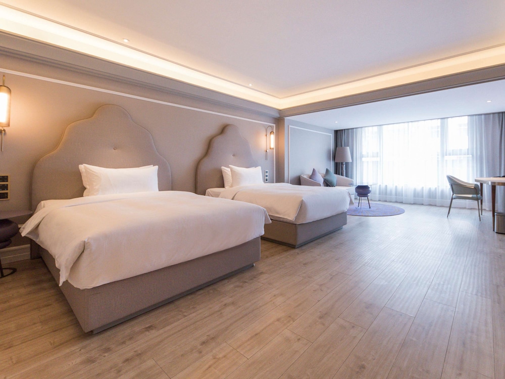 Privilege, Room, 2 Twin Beds