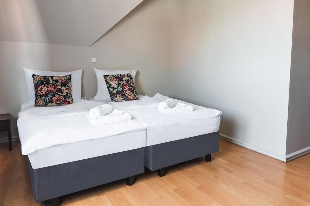 Standard Double or Twin Room - Photo 1