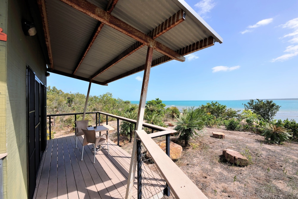 Spa Bungalow photo 2